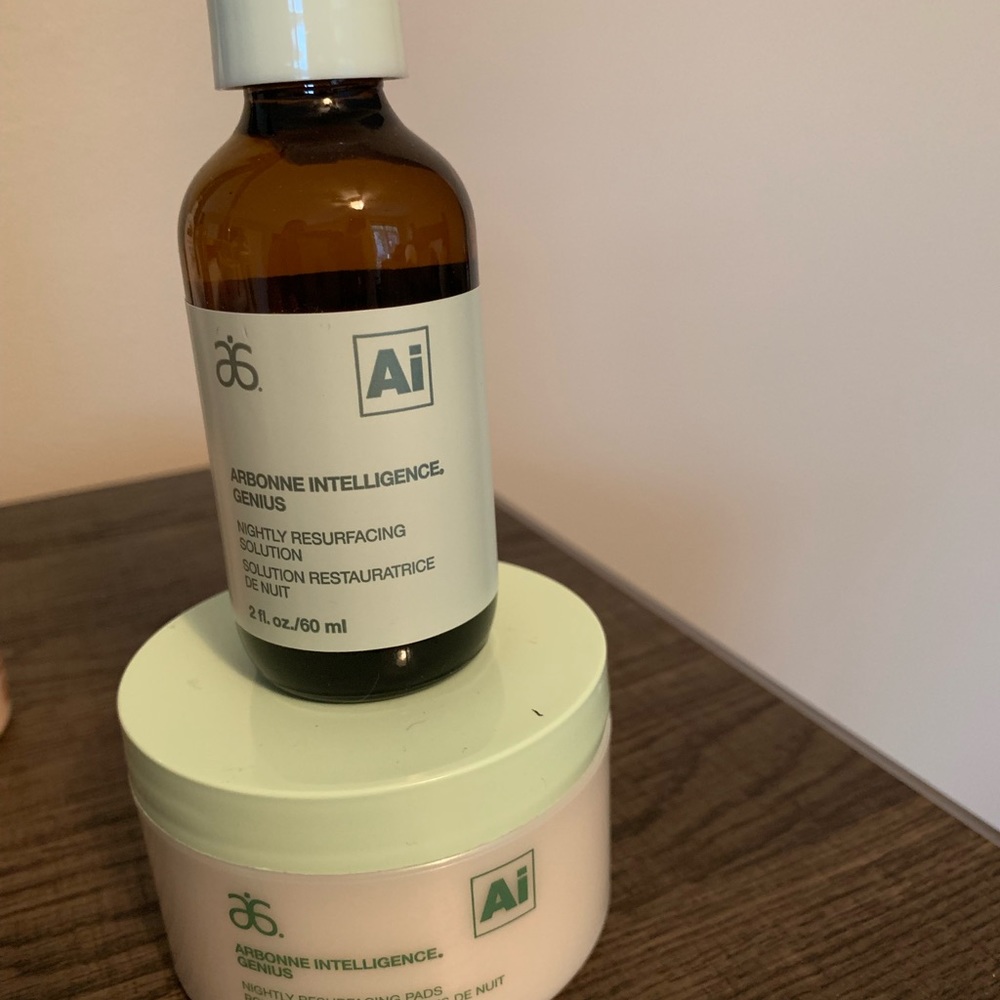 Arbonne nightly resurfacing pads- never opened
